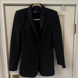 Zara Women's Elegant Black Suit Jacket